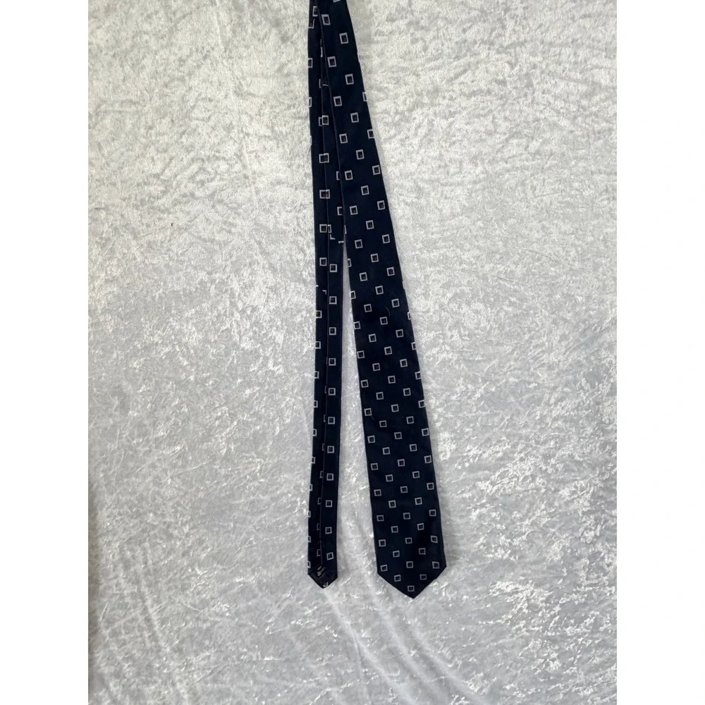 Ermenegildo Zegna Navy Blue Silk Geometric Pattern Mens Neck Tie